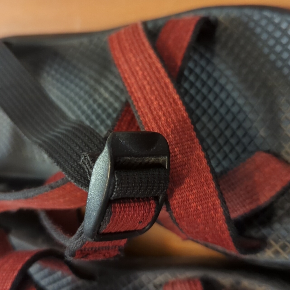 Toe Strap Chacos - image 3